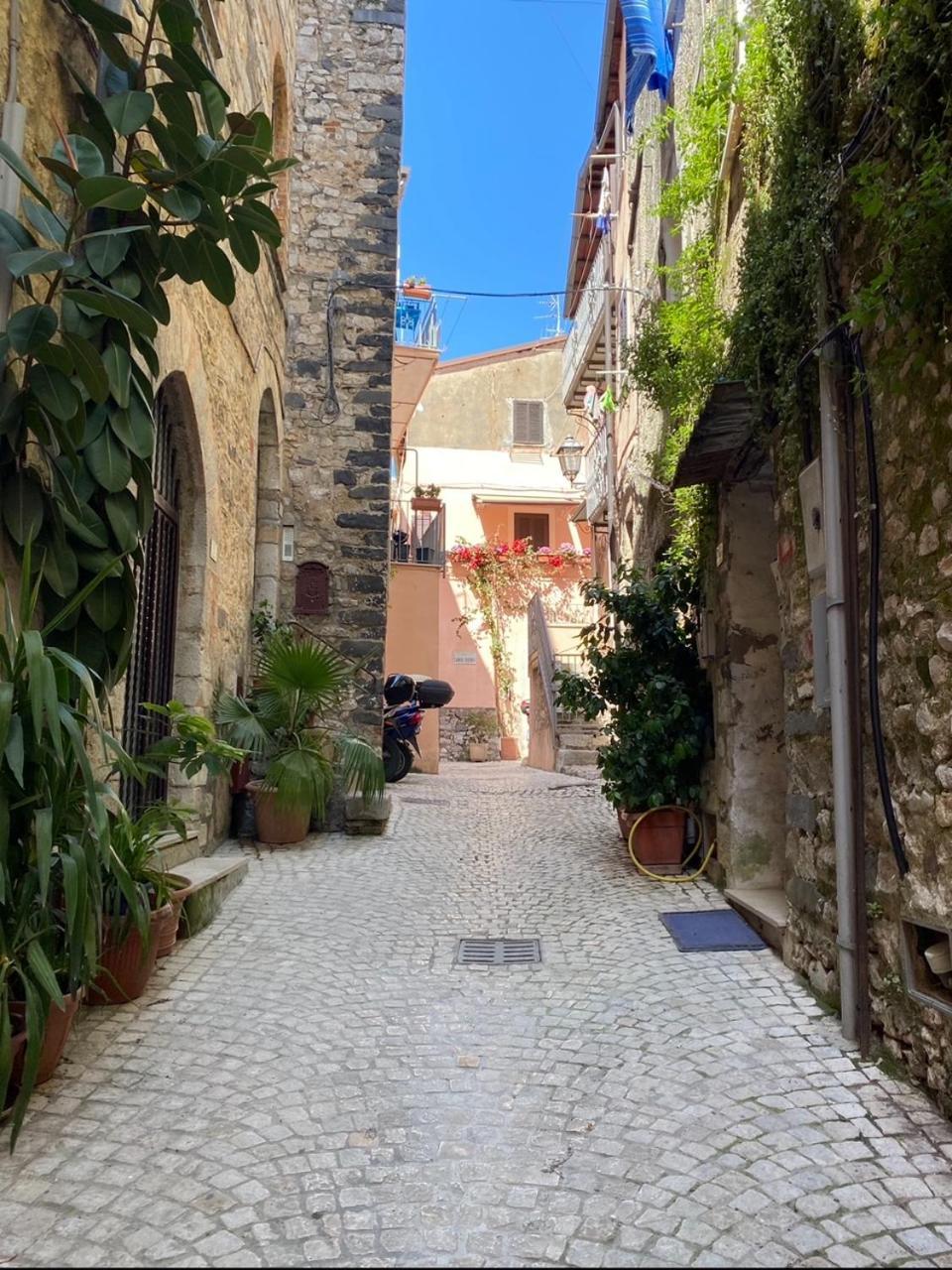 Vicolo Delle Belle Suite Terracina Eksteriør billede